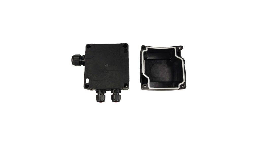Ex tb vs Ex tc: How to Read Dust Protection Markings Open and closed views of a black industrial junction box showing its perimeter gasket and cable entries
